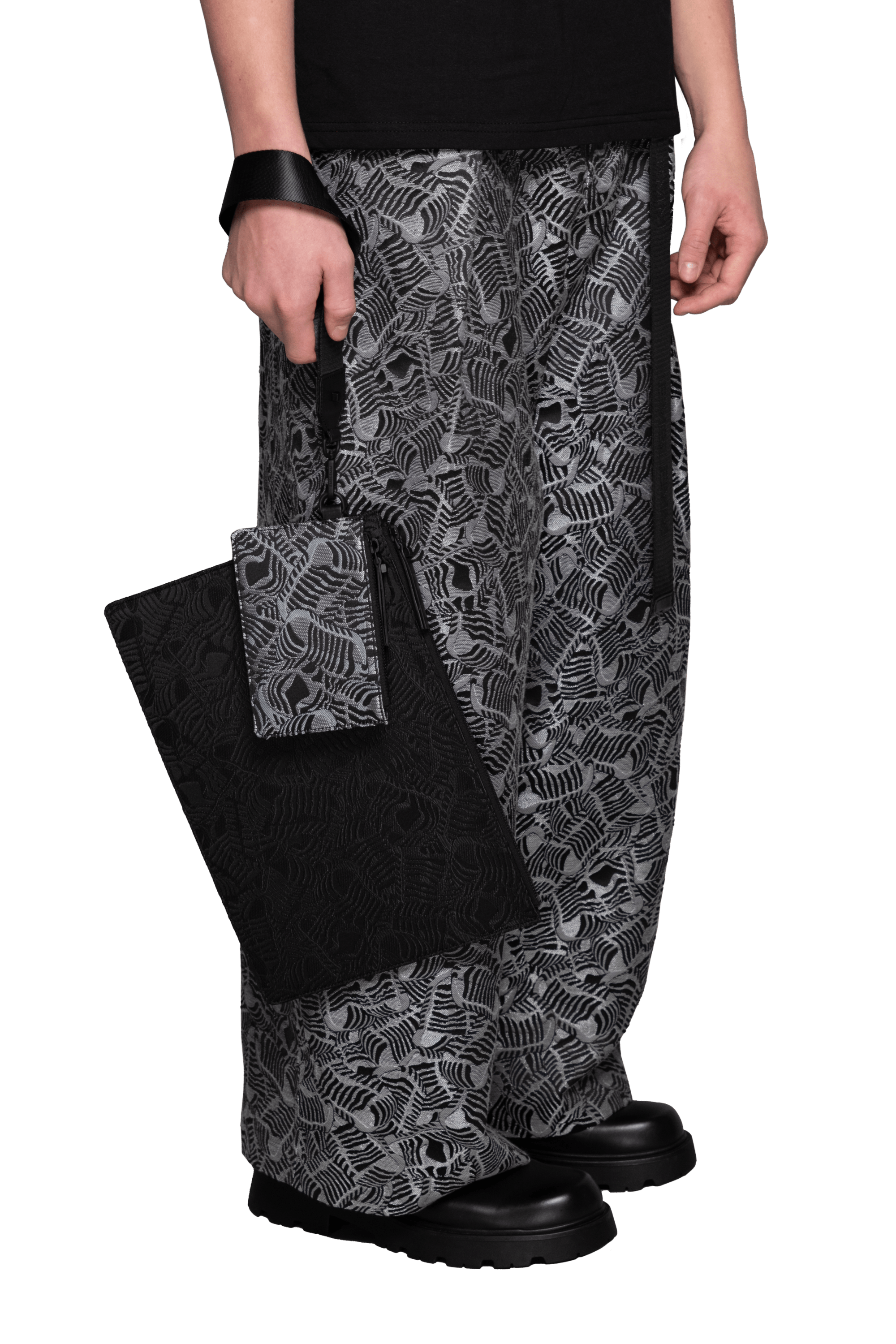 Oversize Pants in Liquid Mic Jacquard